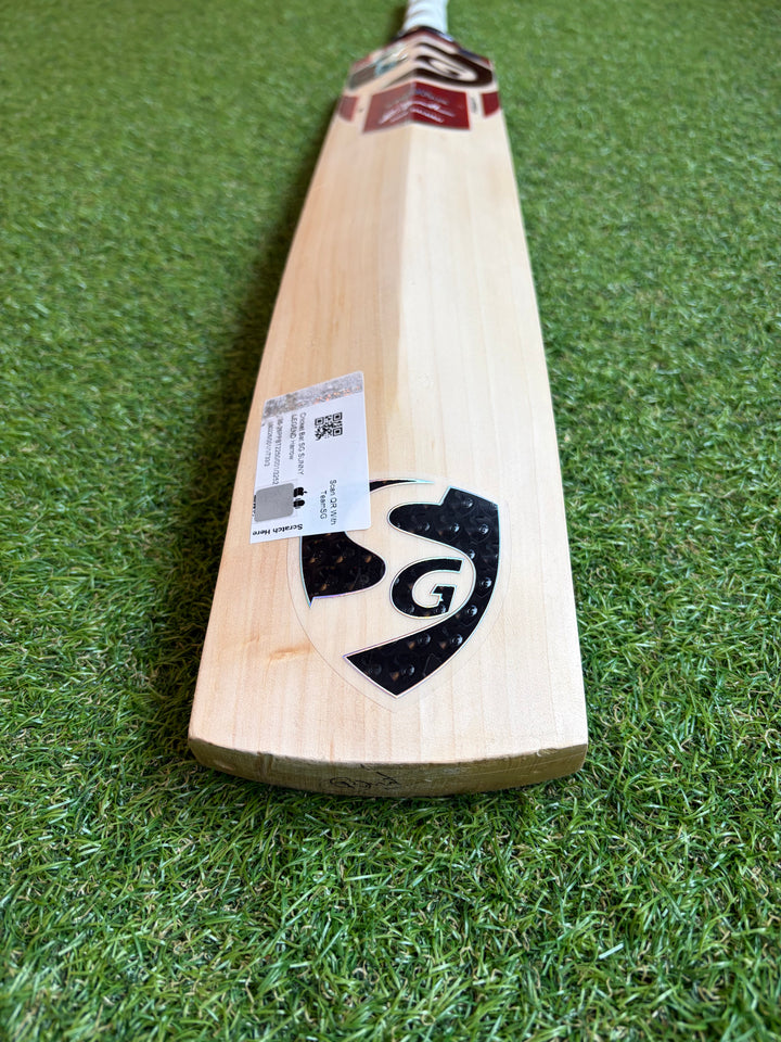 SG Sunny Legend Cricket Bat Harrow