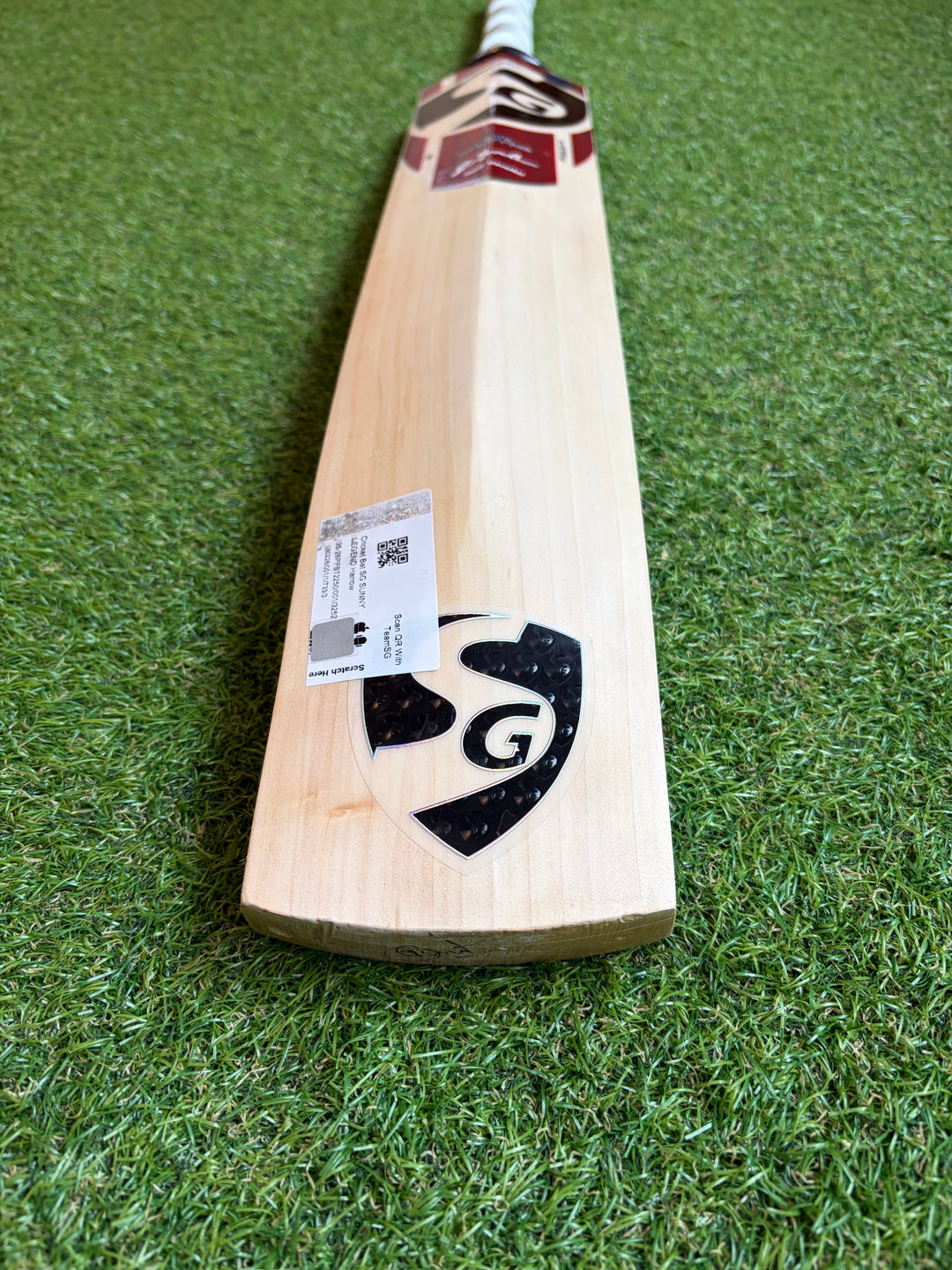 SG Sunny Legend Cricket Bat Harrow