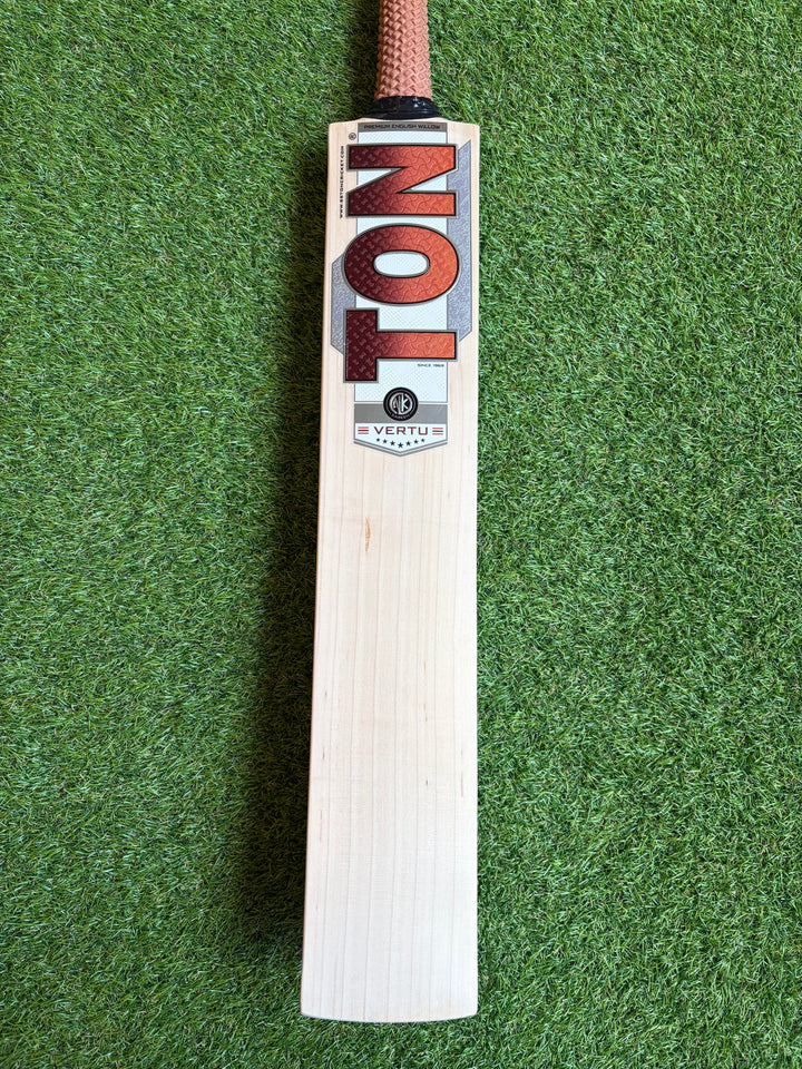 TON Vertu Players Cricket Bat | Long Blade | 2lb 8oz