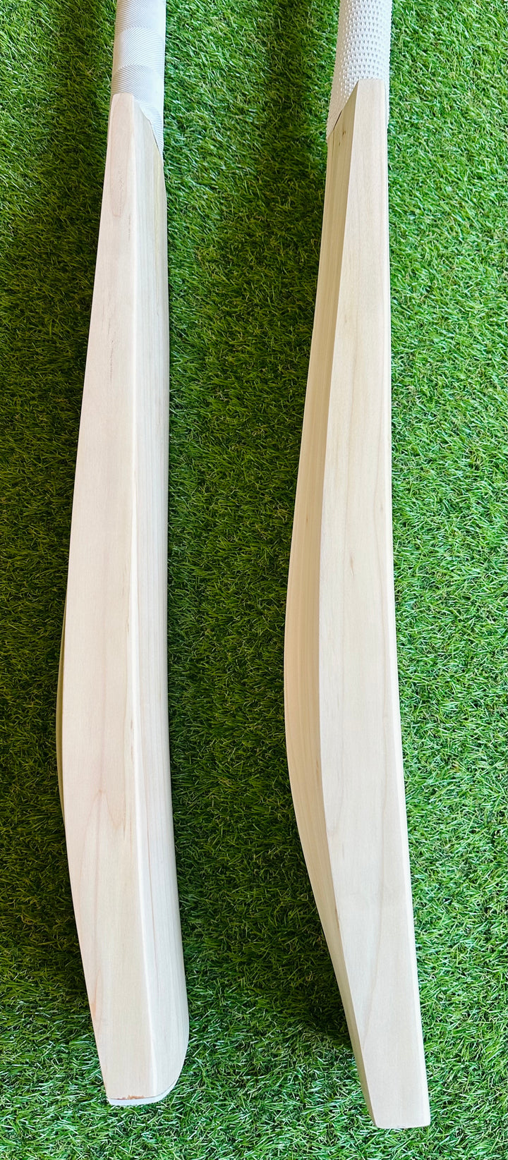 Plain Grade 1 English Willow Cricket Bat | Long Handle