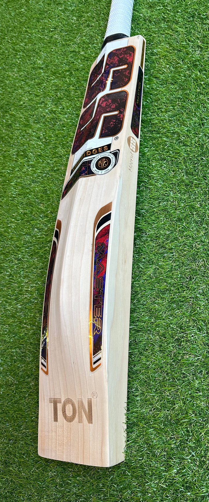 SS TON Master 9000 Cricket Bat