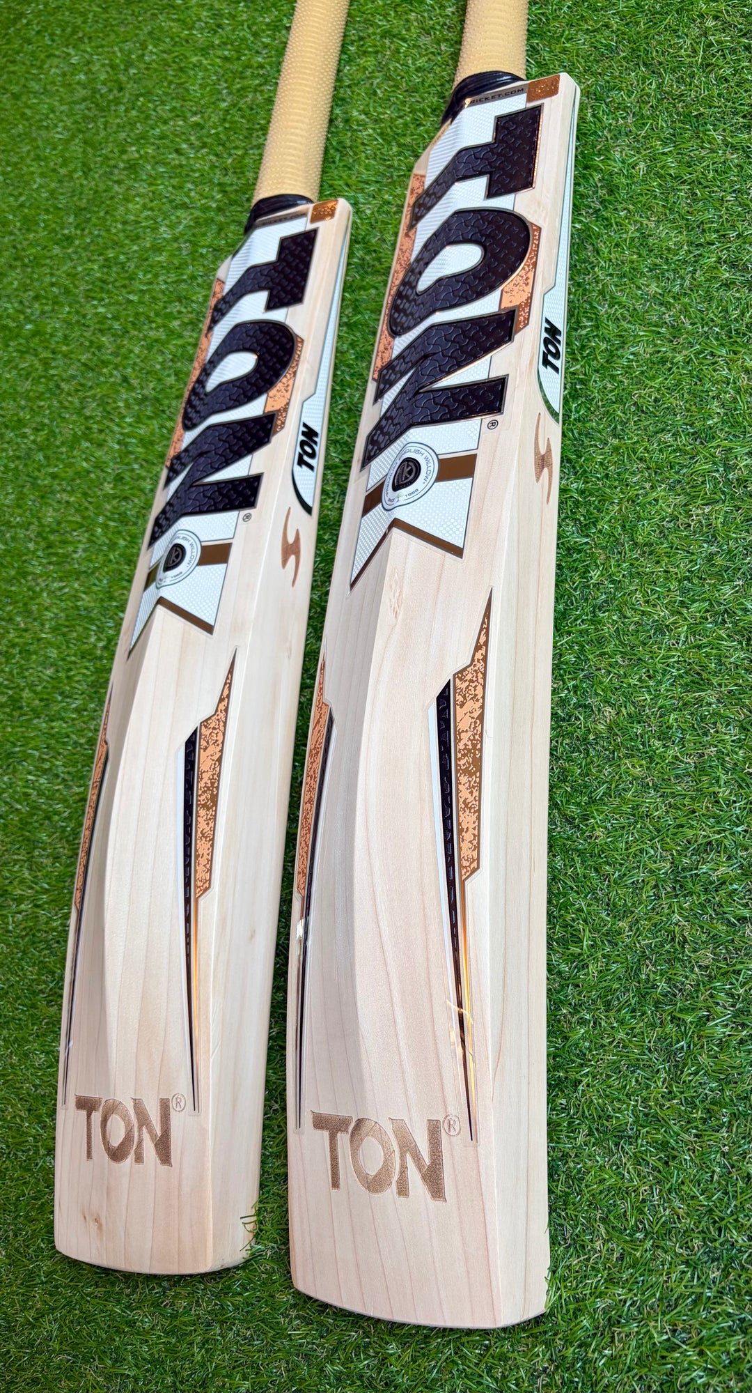 TON Legend Players Cricket Bat | New Model