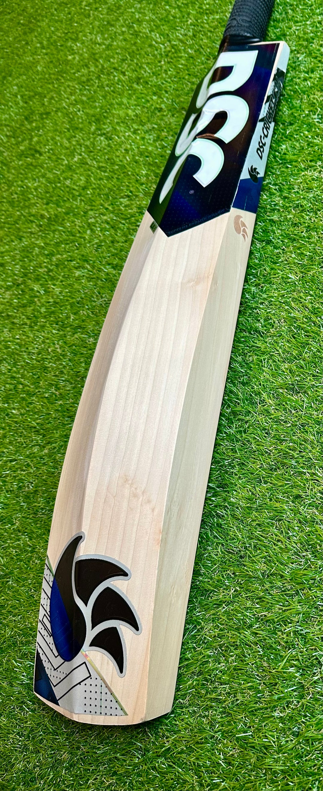 DSC Blak 450 Cricket Bat | New Model