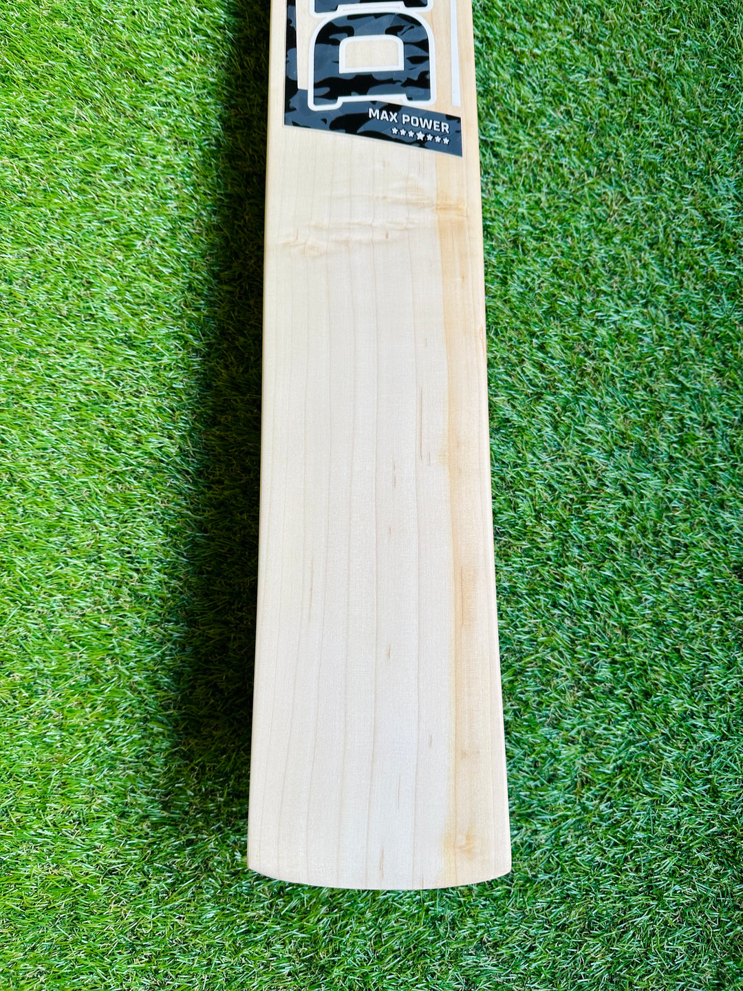 DKP Maxpower Camo Cricket Bat | Grade 2 | 2lb 8oz