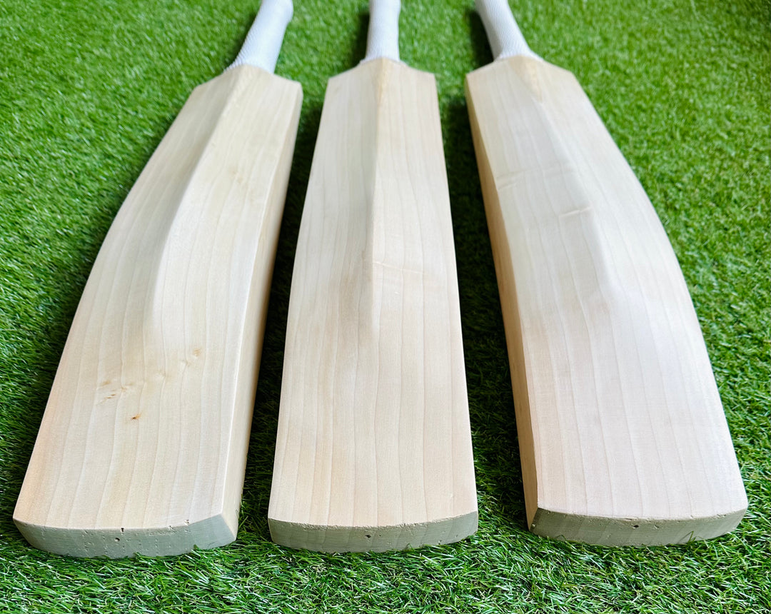 Plain Players Grade 1+ Cricket Bat | Duckbill Profile | 40mm Edges