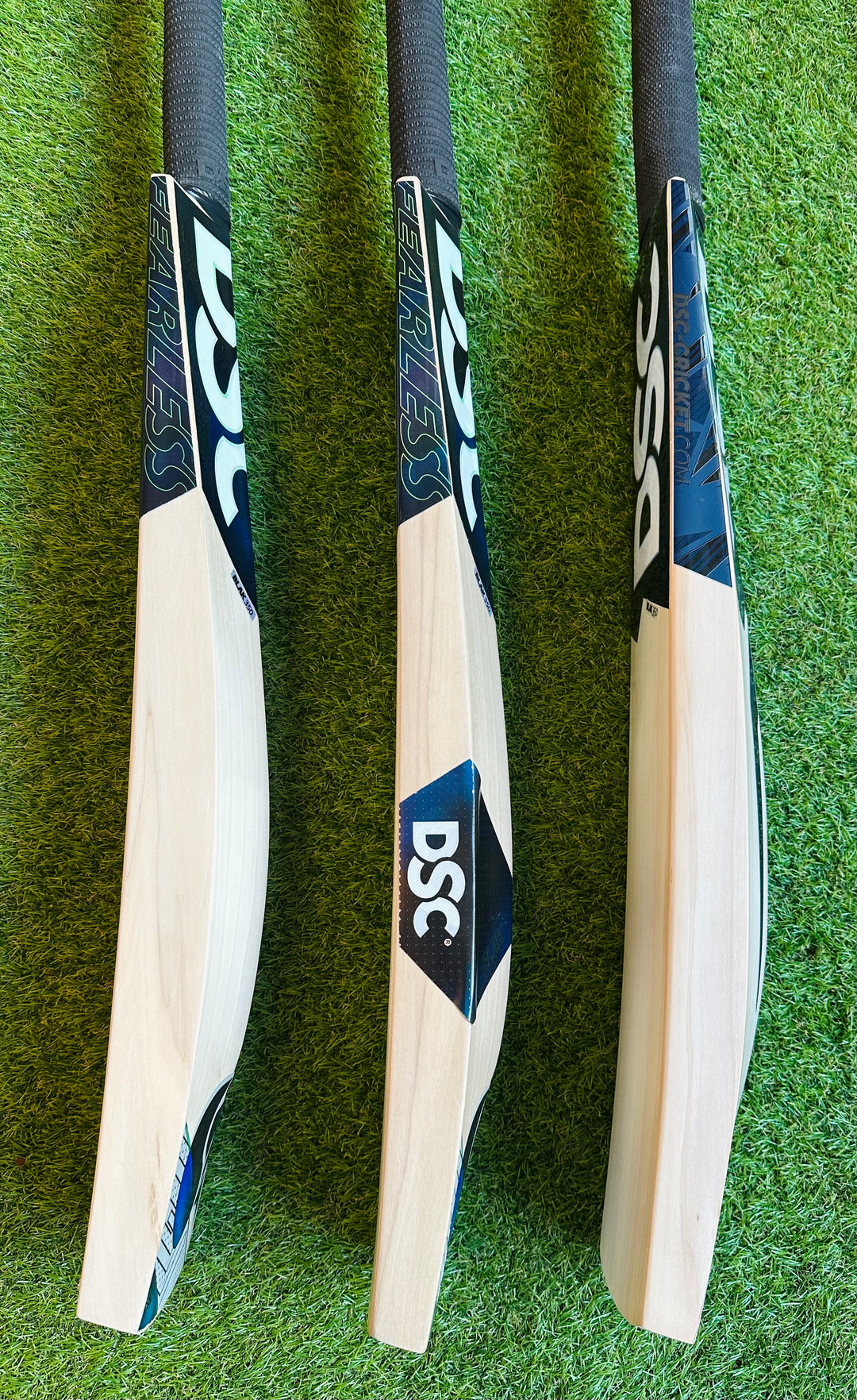 DSC Blak 350 Cricket Bat