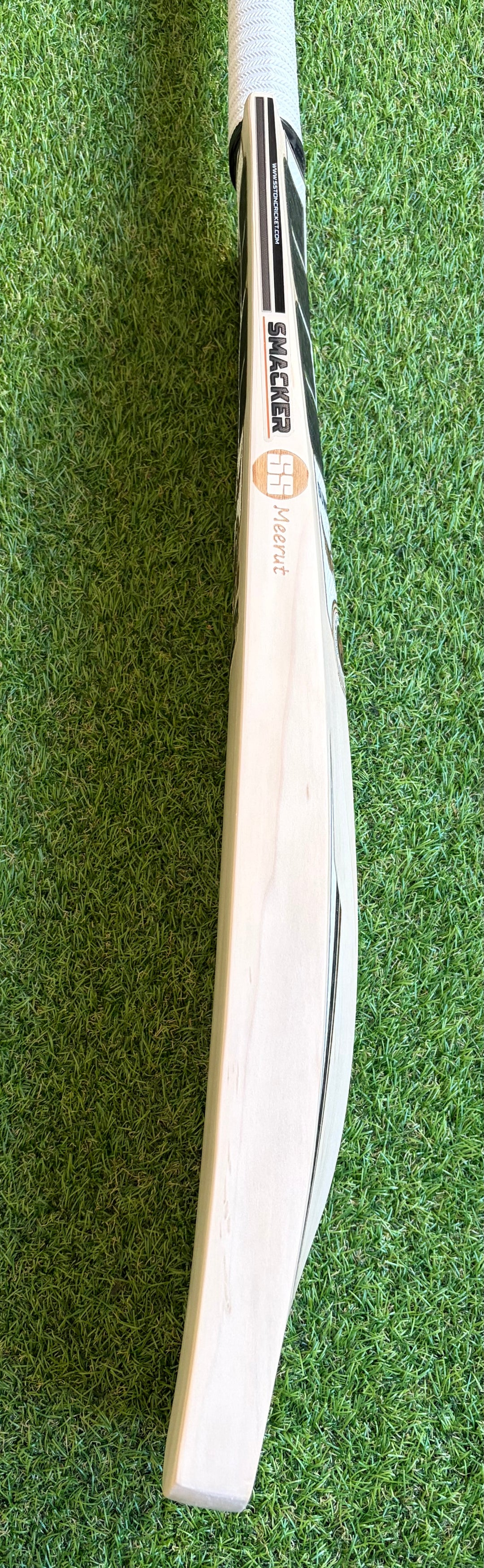 SS TON Smacker Players Cricket Bat | Long Blade | Low Profile