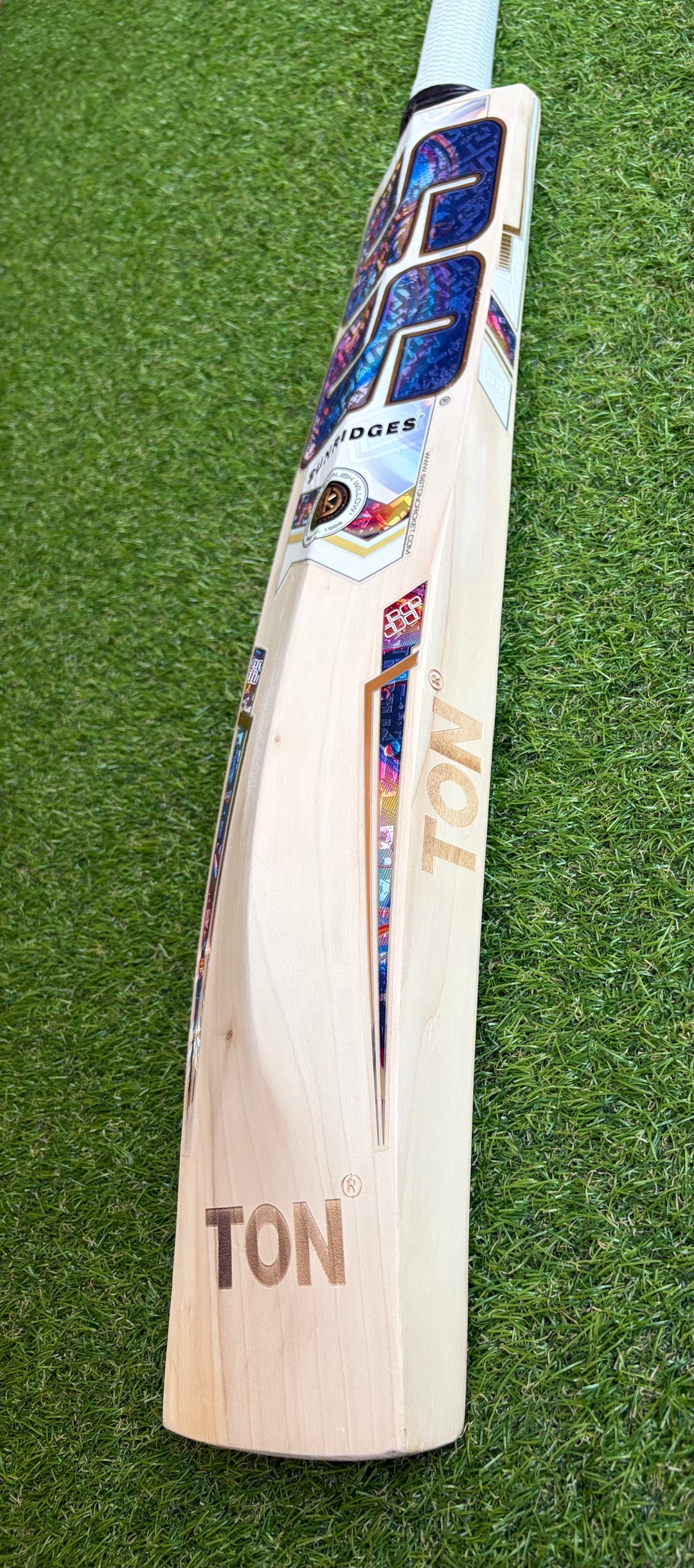 SS TON Champion Cricket Bat | New Model
