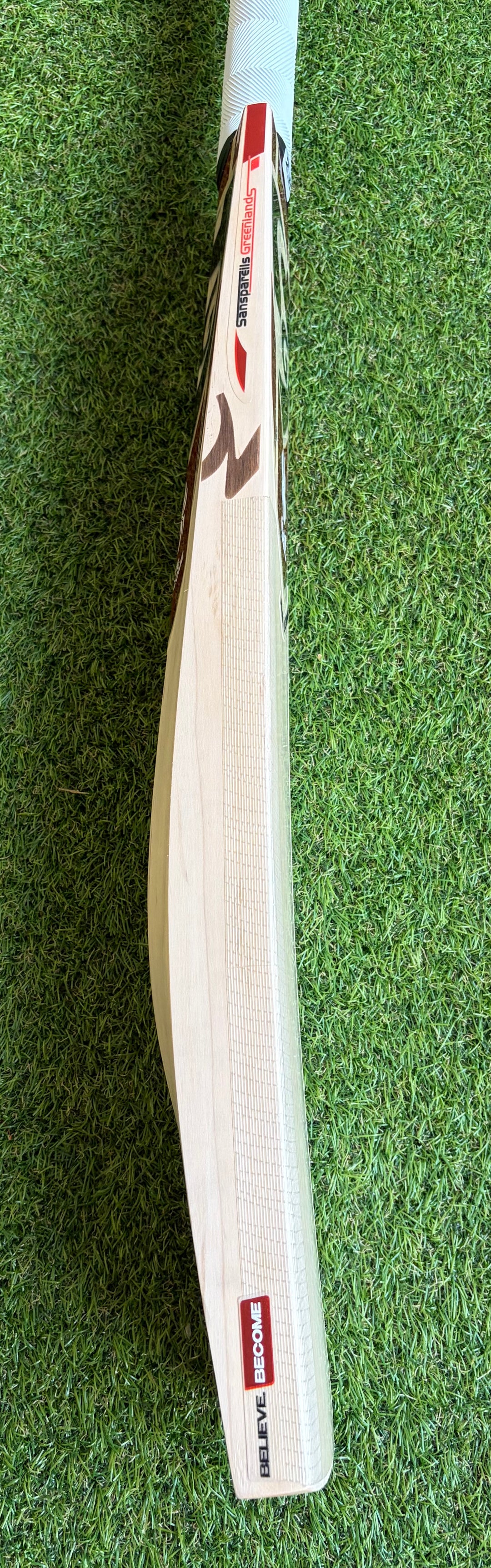 SG RP Ultimate Cricket Bat | New Model