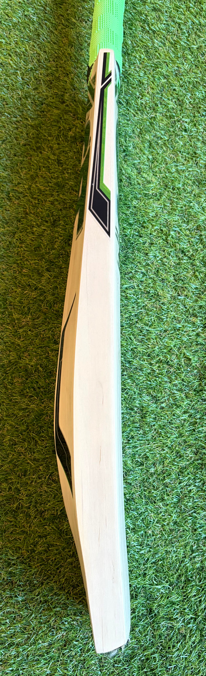 CA BA 56 Player Edition Cricket Bat