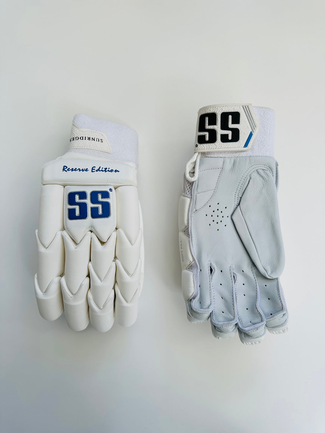 SS TON Reserve Edition Cricket Batting Gloves