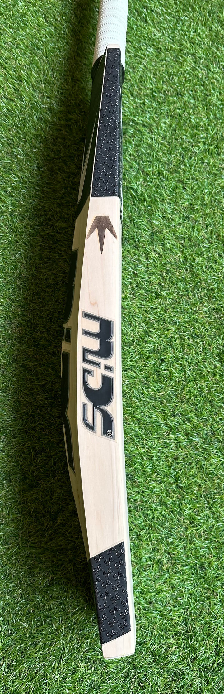 Mids Special Edition Cricket Bat