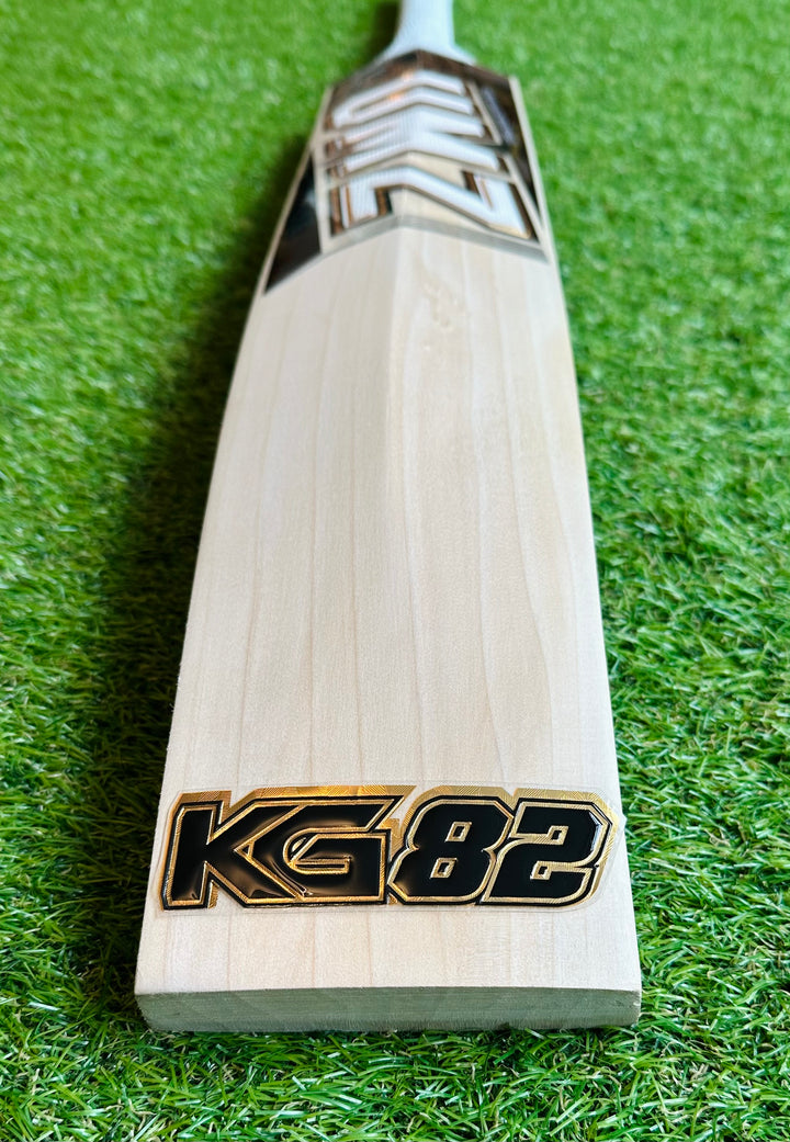 MB Malik KG 82 Pro Cricket Bat