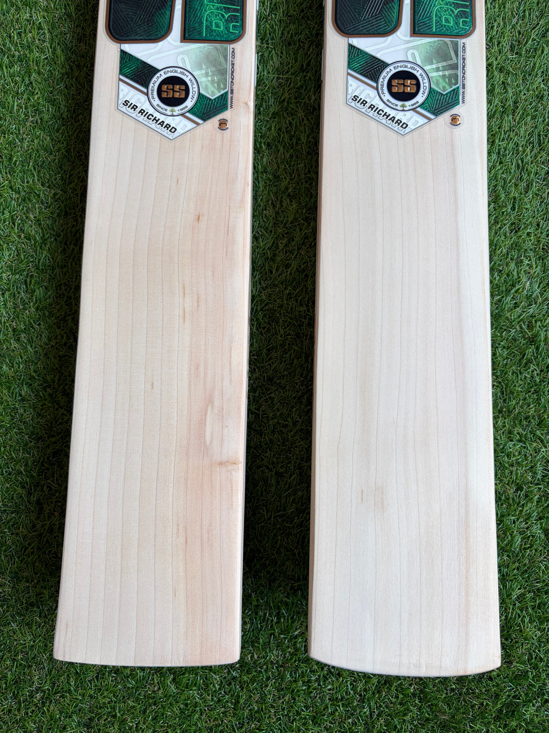 SS TON Sir Richards Cricket Bat | Massive Profile