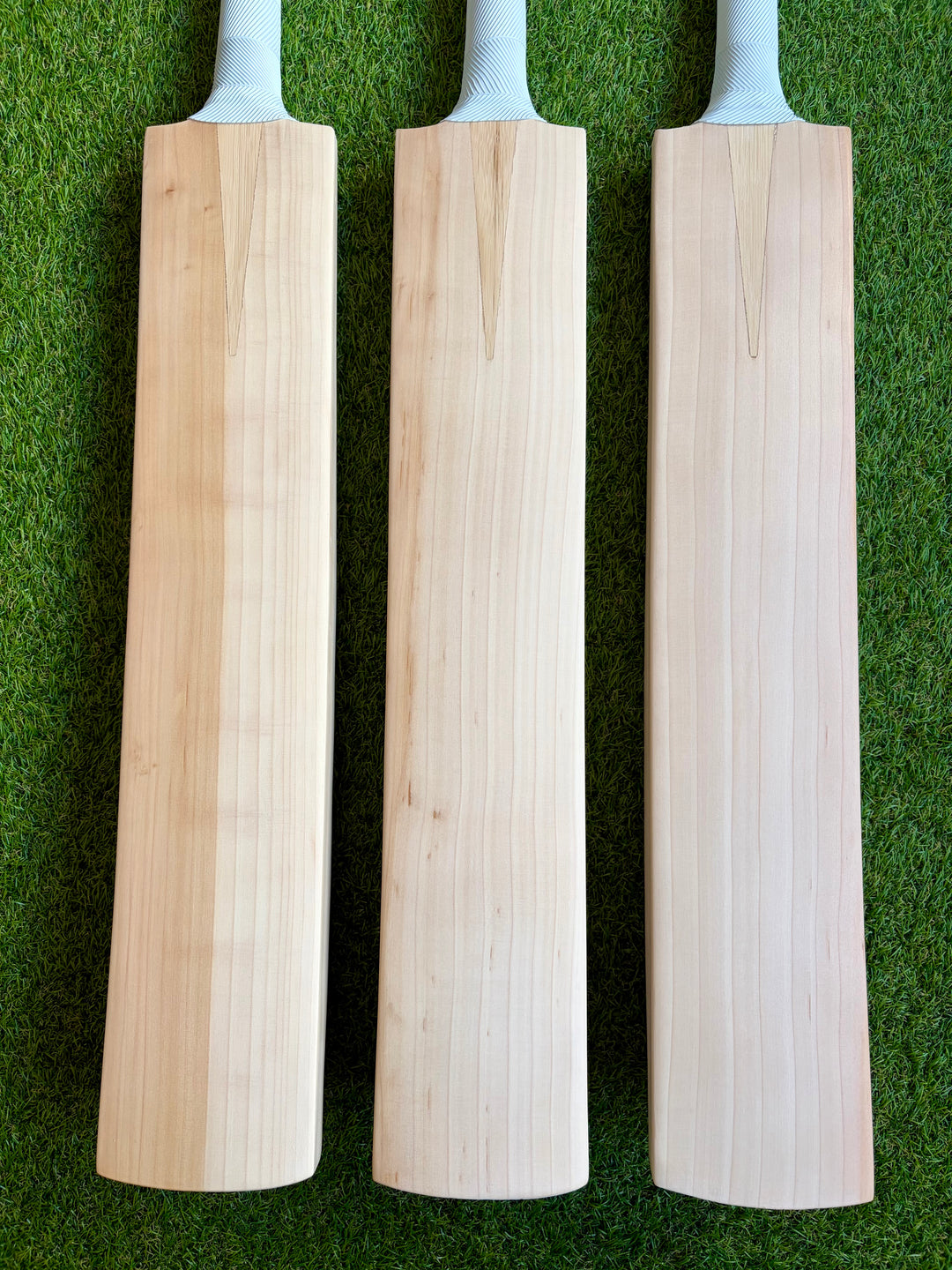 Plain Grade 1 English Willow Cricket Bat | Full Profile | Heavyweight