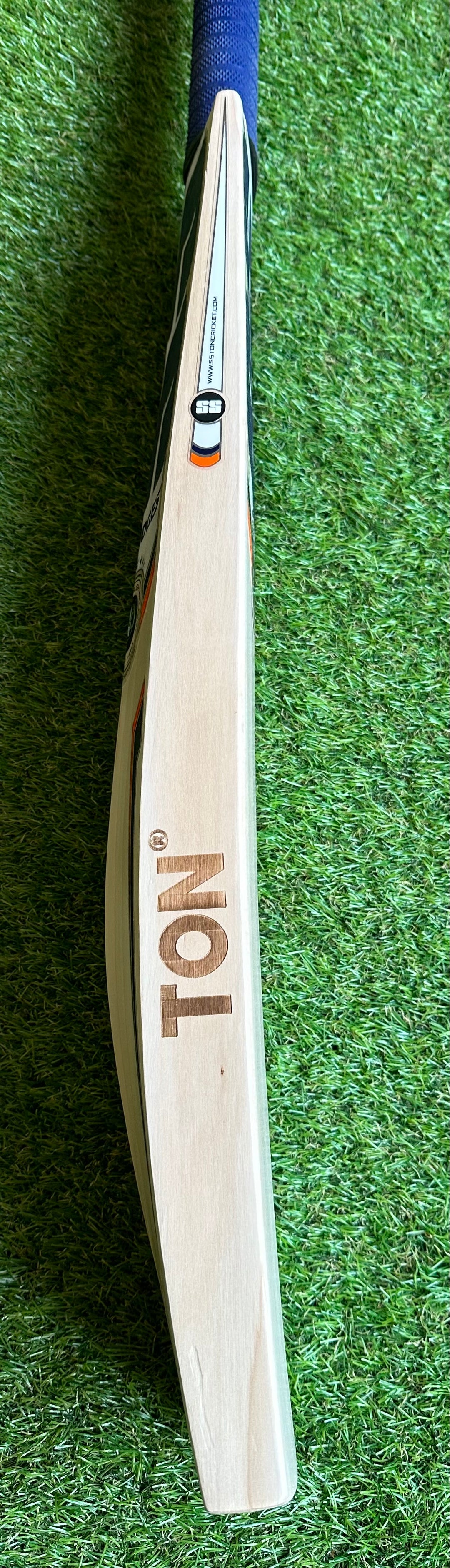 SS TON Ranger Pro Cricket Bat