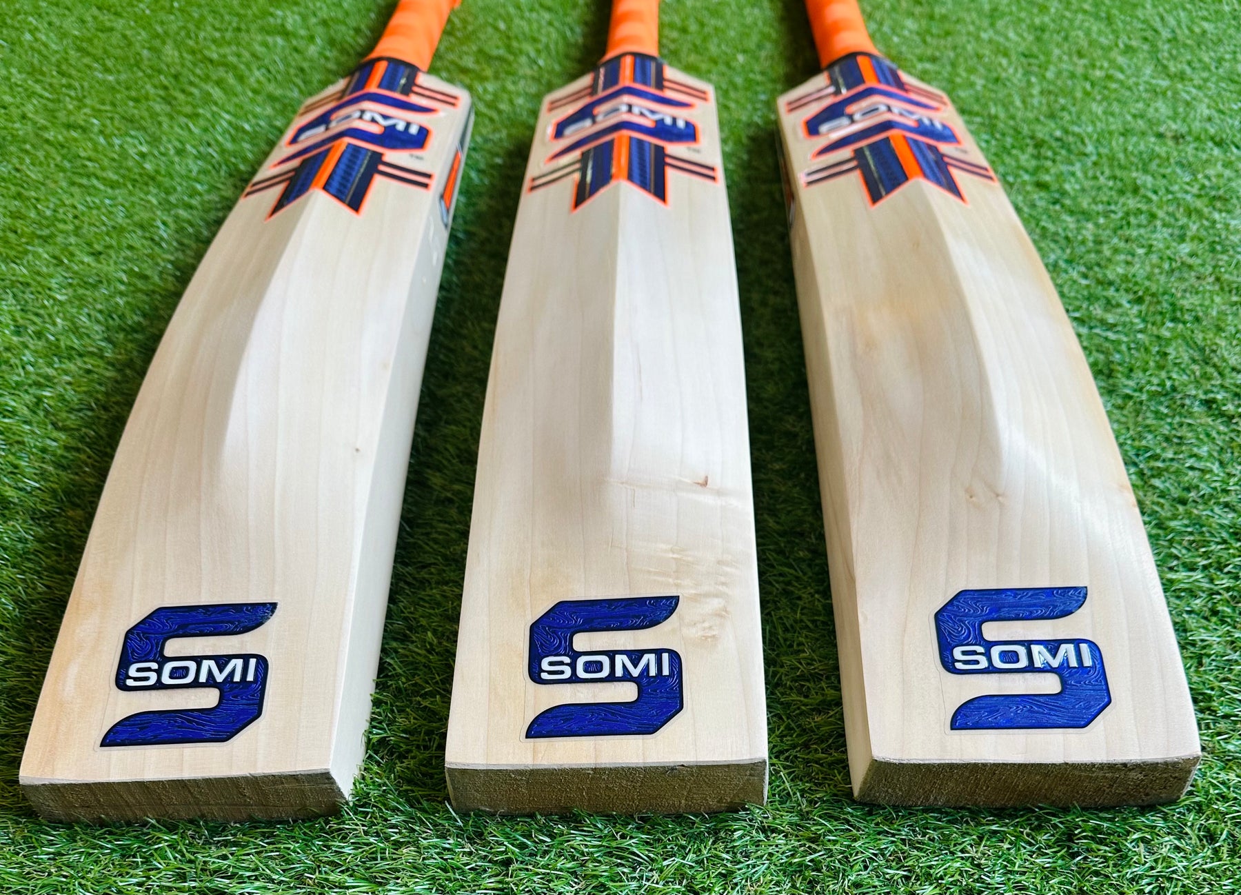 Msd Using Bat Name Somi MSD Punch Cricket Bat – DKP Cricket