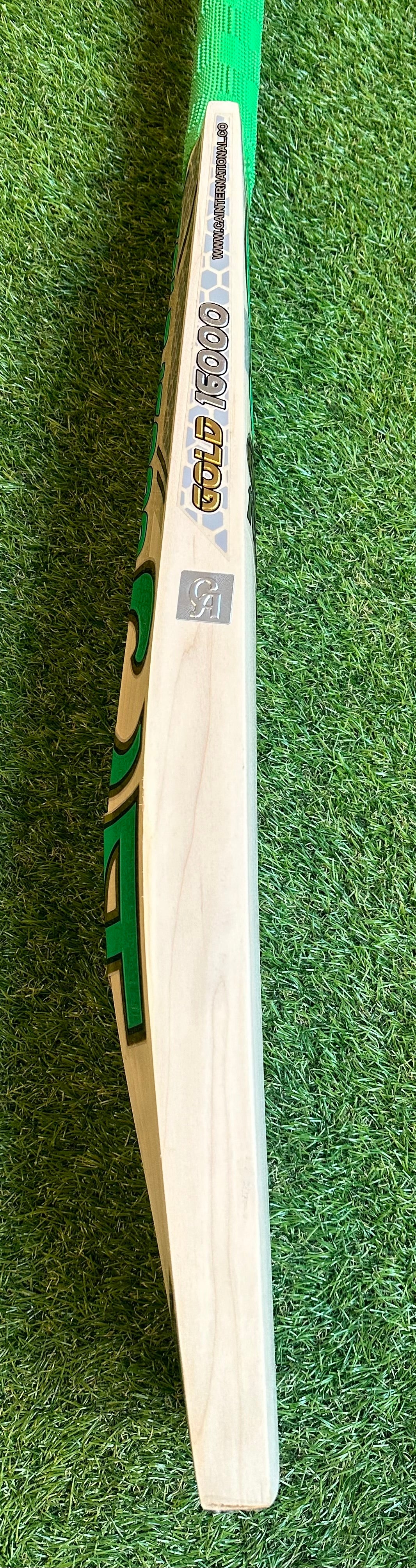 CA 16000 Gold Cricket Bat | 19 Grains | 40mm edges