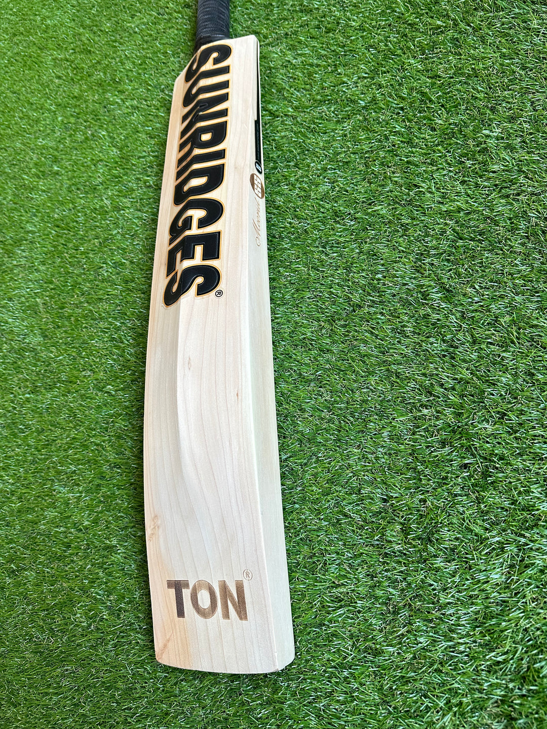 SS TON Black Retro Edition Cricket Bat