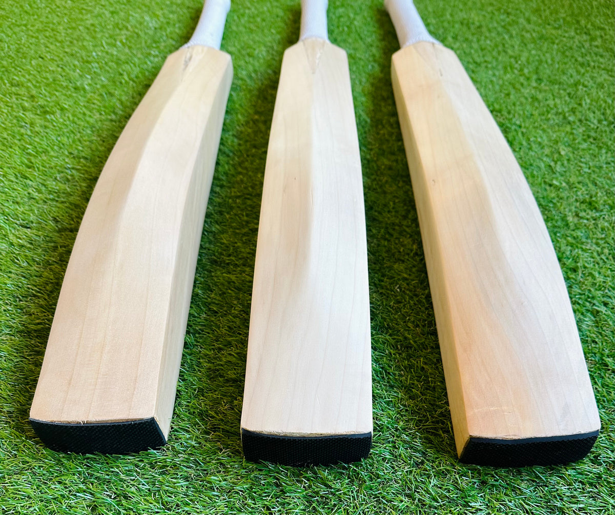Plain Middling Bat | Ideal for Training – DKP Cricket