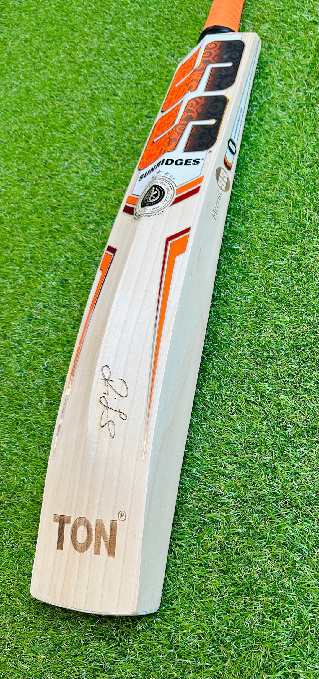 SS TON Stallion Sword Edition Cricket Bat | Long Blade 