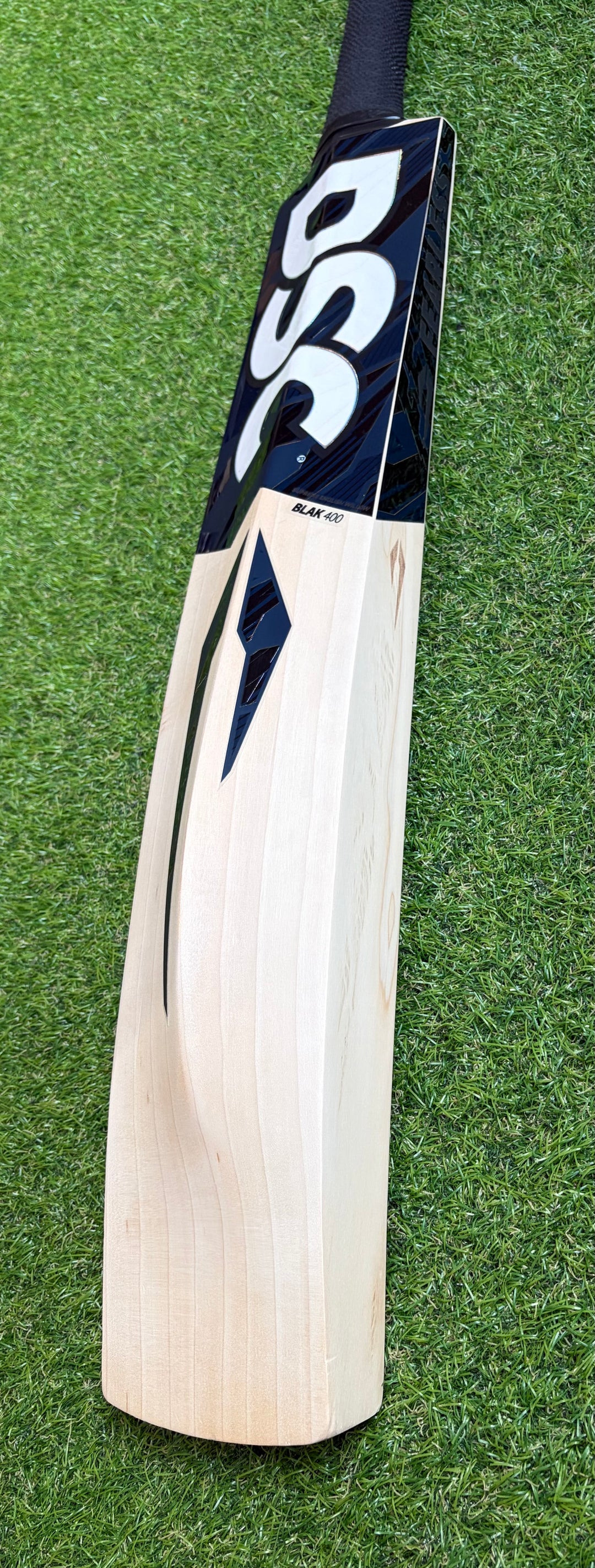 DSC Blak 400 Cricket Bat | 40mm Edges