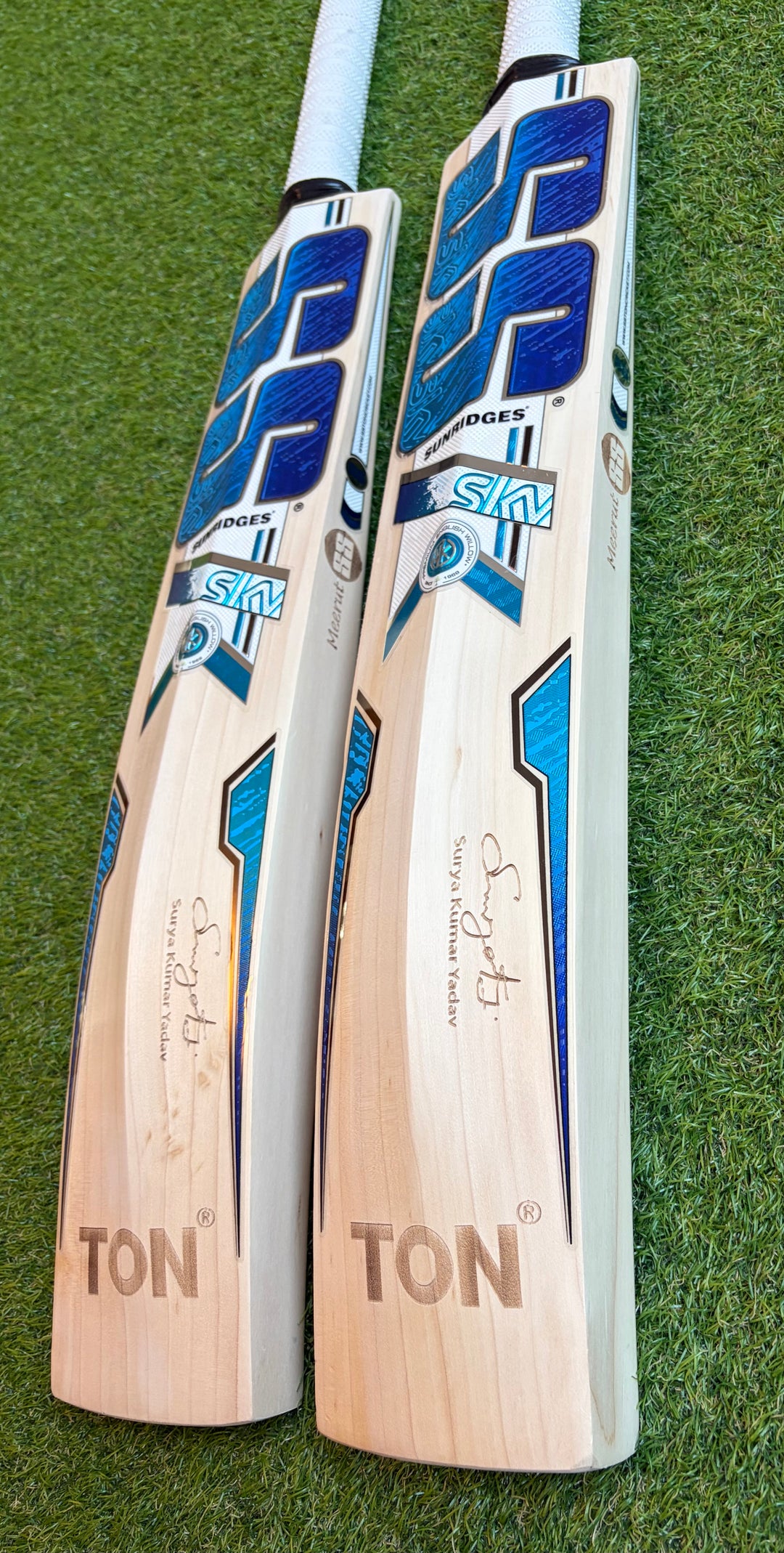 SS TON Sky Flicker Pro Cricket Bat