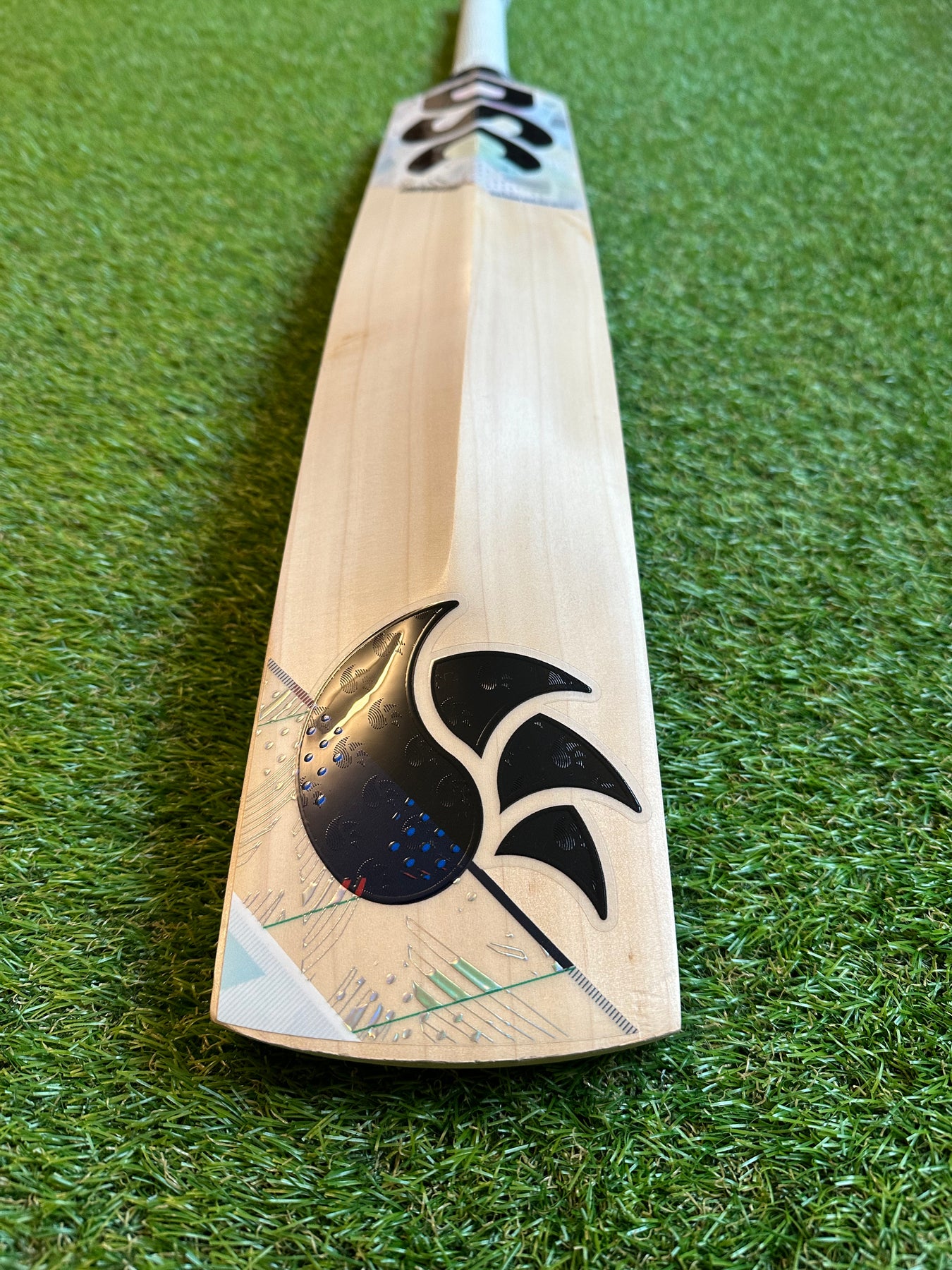 DSC Condor Glider Cricket Bat | 40mm Edges – DKP Cricket