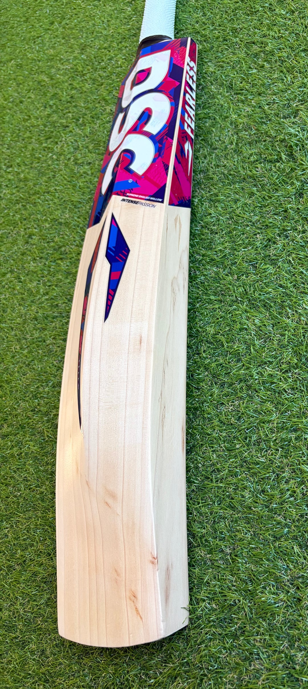 DSC Intense Passion Cricket Bat | Long Blade | 2lb 8oz