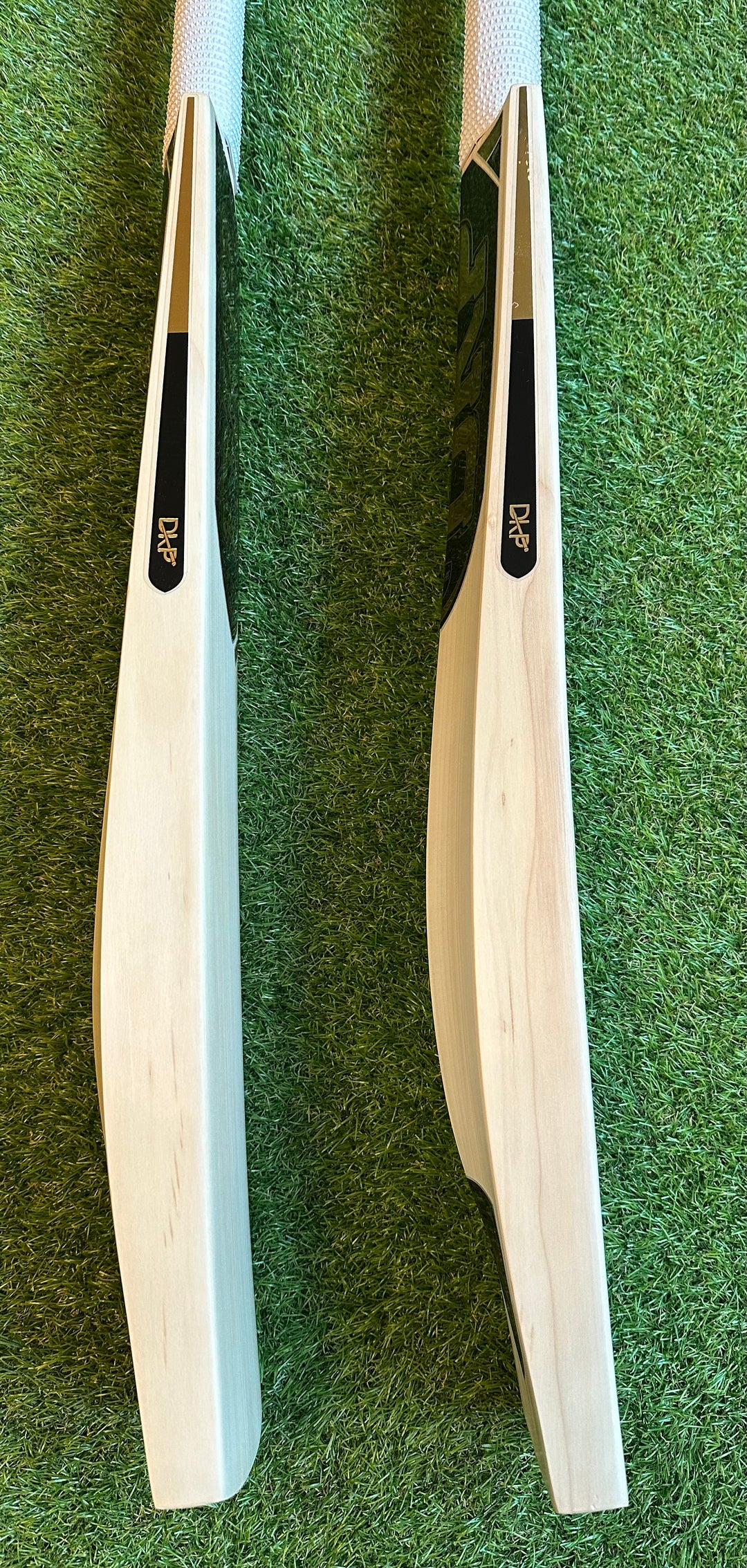 DKP Icon Cricket Bat | Short Handle | Players Grade