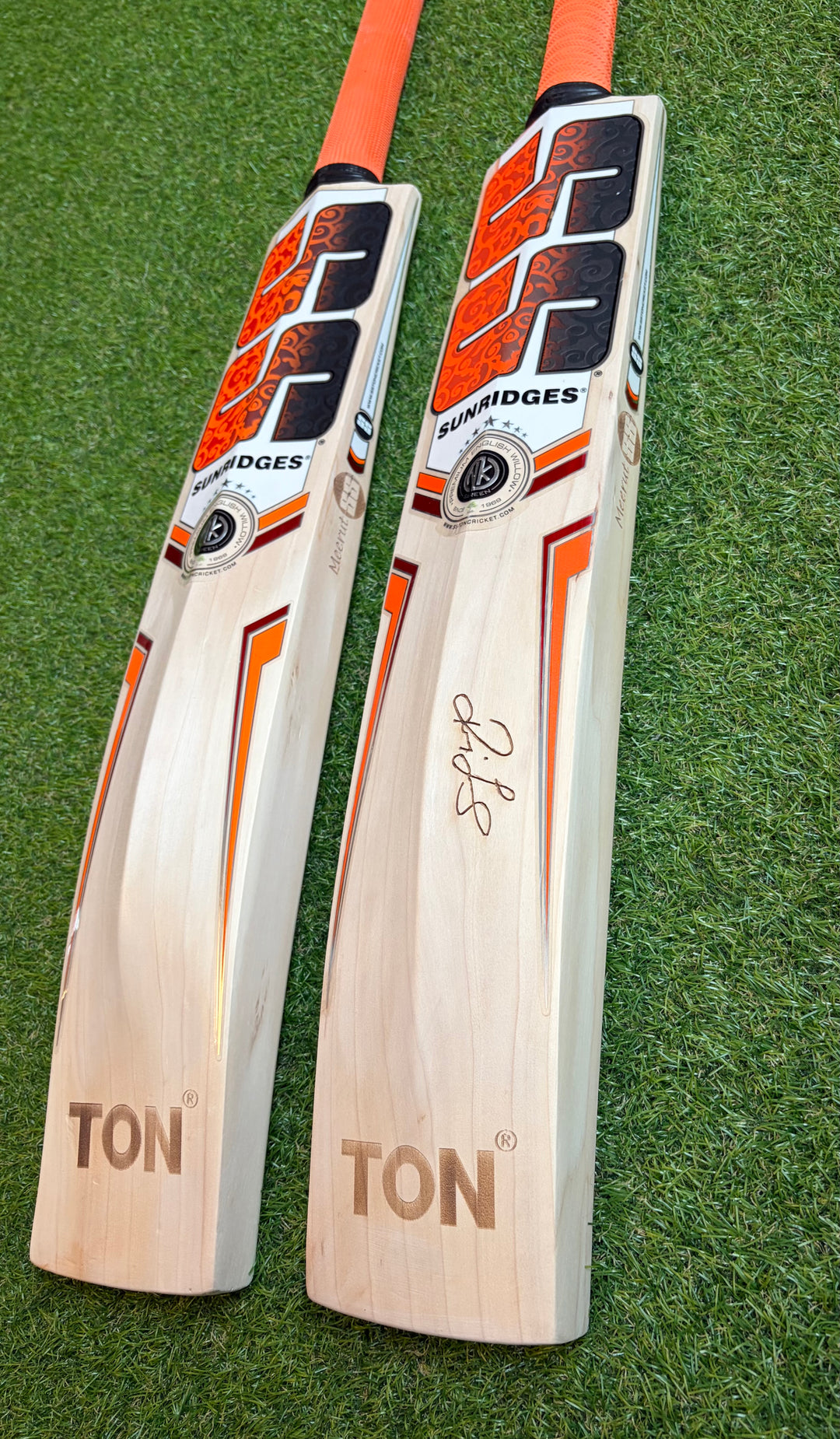 SS TON Stallion Sword Edition Cricket Bat