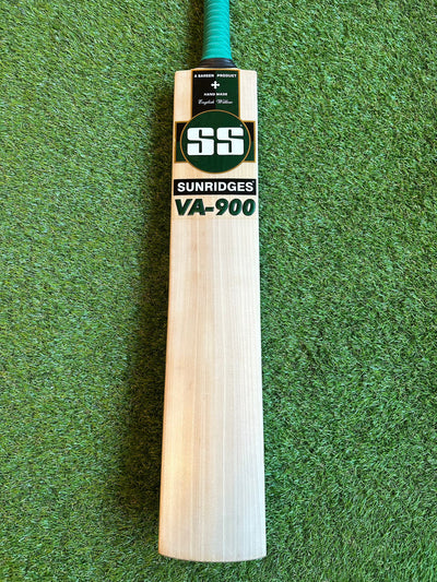 SS TON VA-900 Blaster Cricket Bat