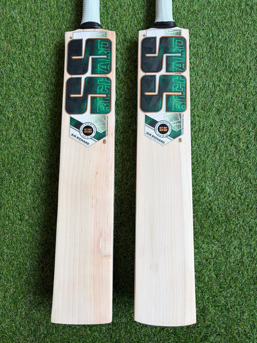 SS TON Sir Richards Cricket Bat | Massive Profile