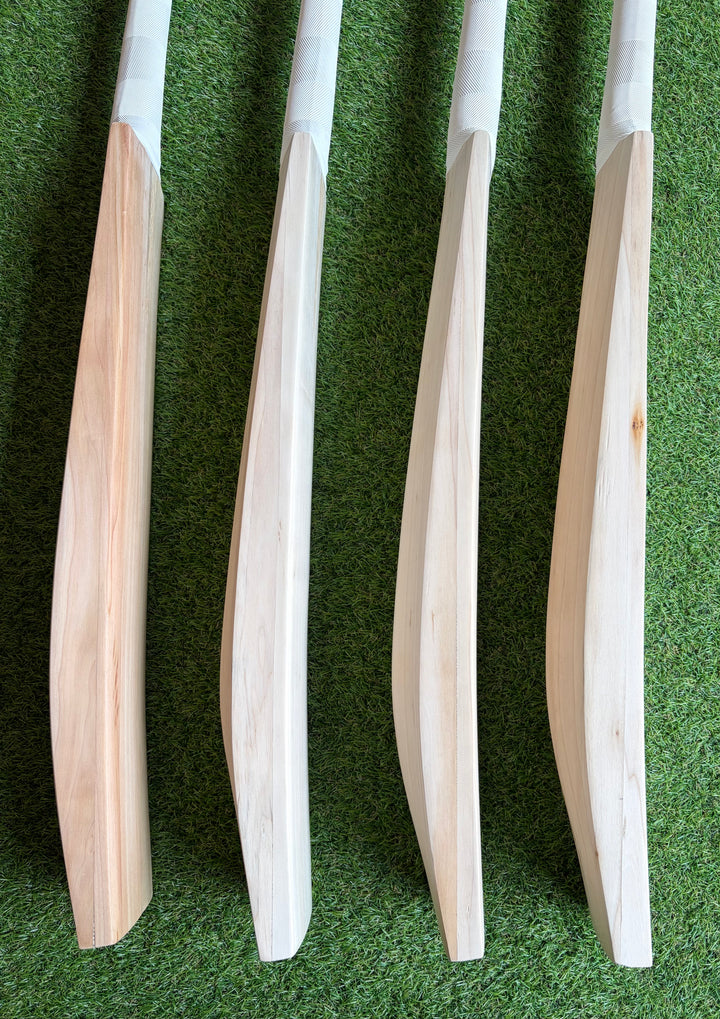 Laminate Two Piece Cricket Bat | Massive Edges | Superb Ping