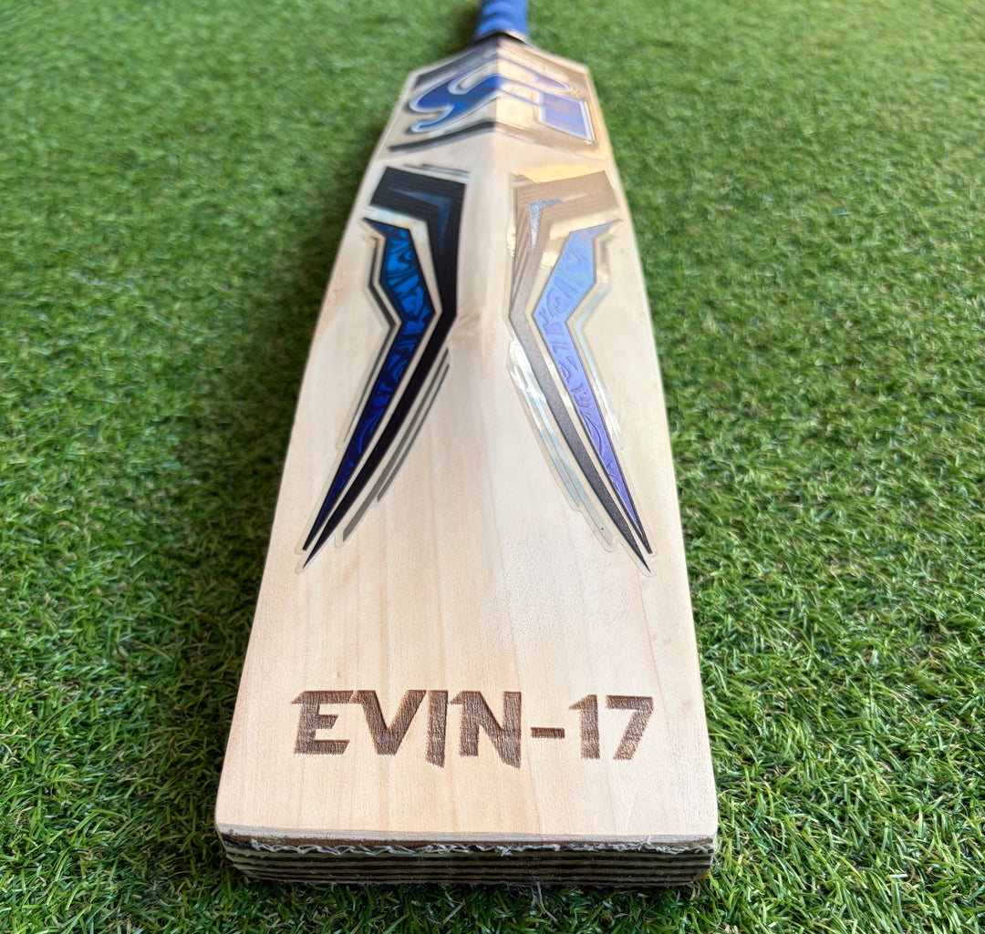 CA 17000 Gold Cricket Bat | 40mm Edges