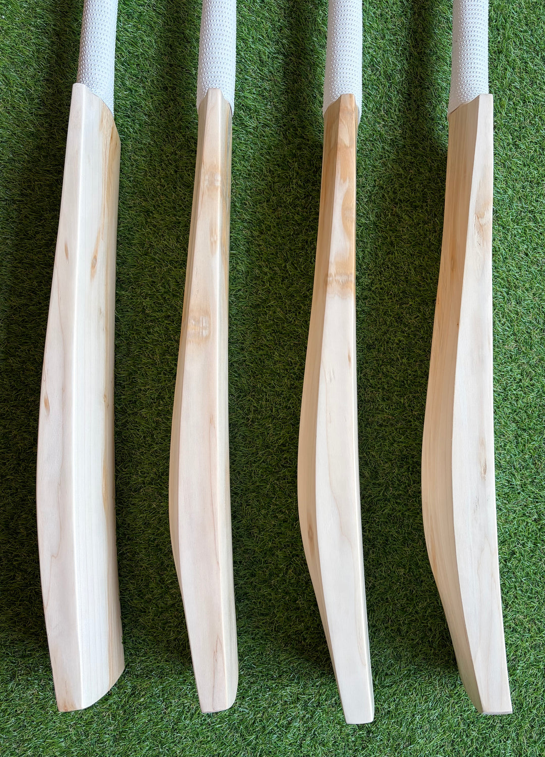 Plain Butterfly English Willow Cricket Bat