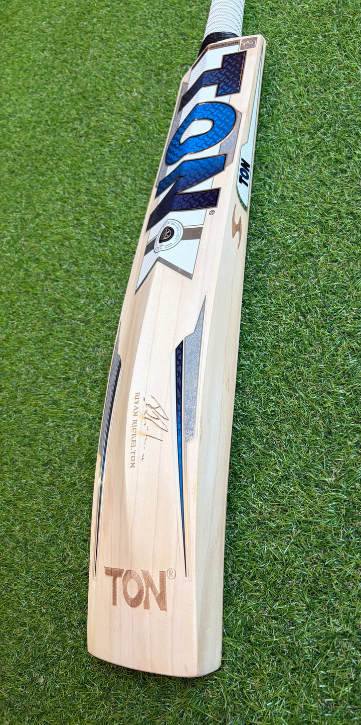 TON Gama Players Cricket Bat | Ryan Rickelton
