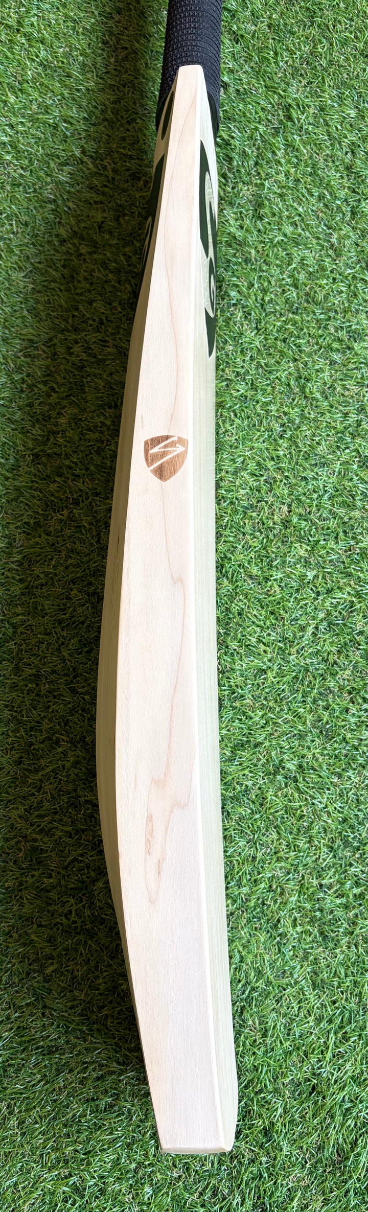 SG Pro Cricket Bat | New Model