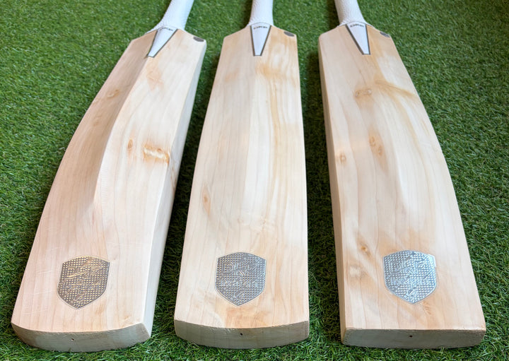 DKP Pro Butterfly Cricket Bat