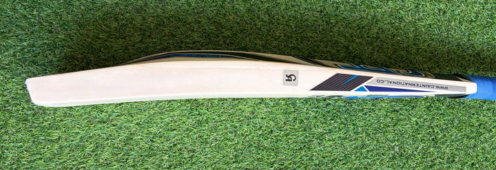 CA 17000 Gold Cricket Bat | 40mm Edges
