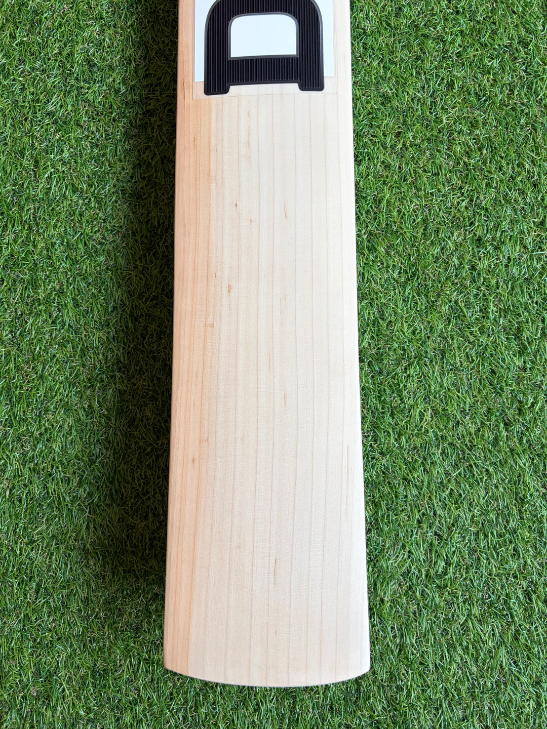 DKP Black Edition Cricket Bat | 3lb | 44mm Edges