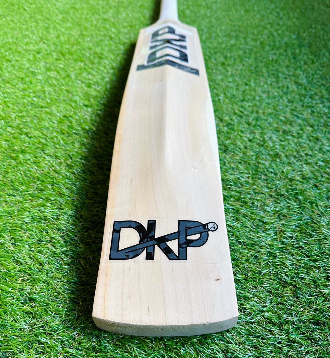 DKP Maxpower Camo Cricket Bat | Grade 2 | 2lb 8oz