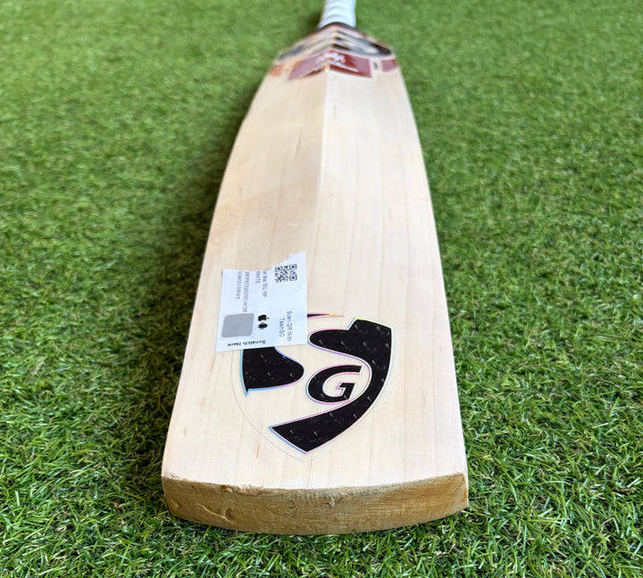 SG RP Ultimate Cricket Bat | New Model