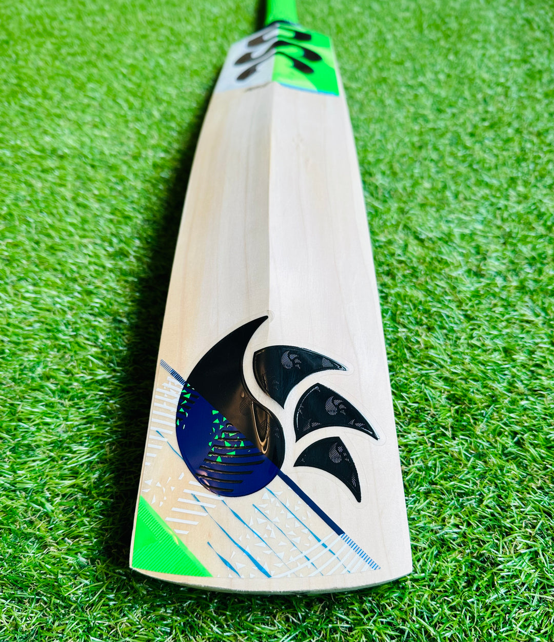 DSC Spliit 330 Cricket Bat