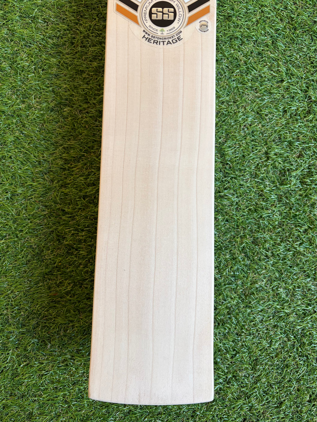 SS Ton Heritage Edition Cricket Bat | Full Profile
