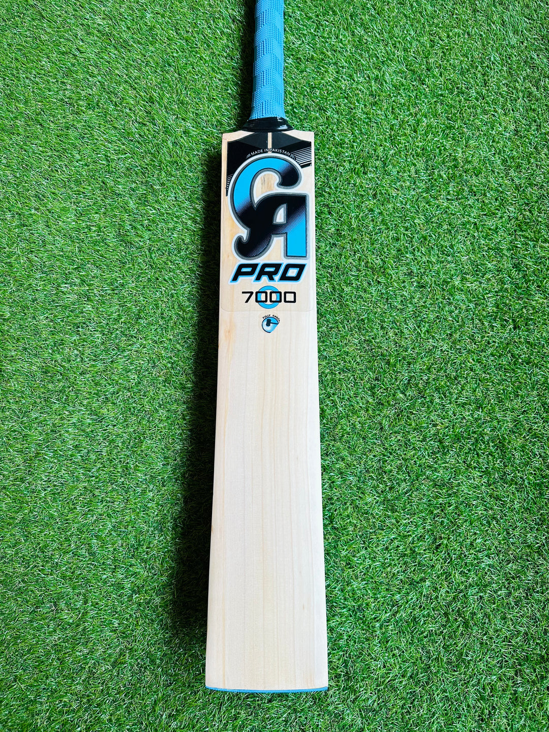 CA 7000 Pro Cricket Bat | Harrow Size