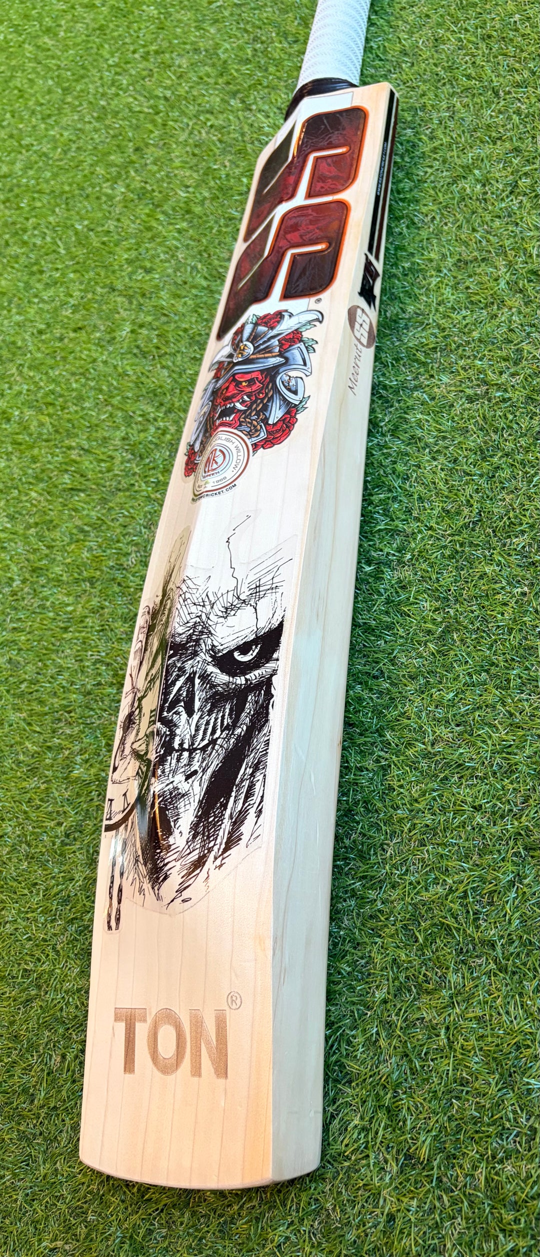 SS TON Devils Cricket Bat | Long Blade