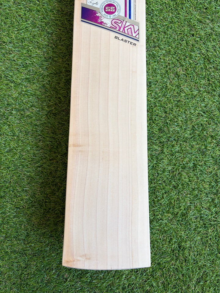 SS TON Sky Blaster Cricket Bat