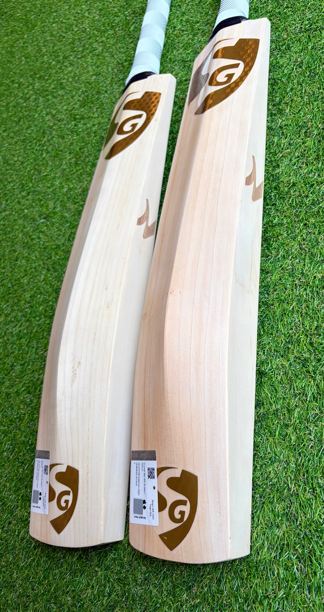 SG Sunny Gold Players Cricket Bat | 40mm Edges | Pro Shape