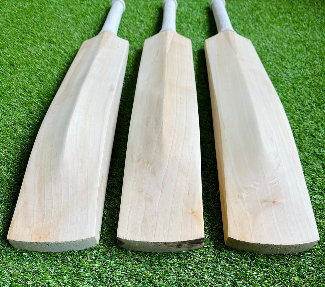 Plain Custom Grade 2 Cricket Bat | Duckbill Profile